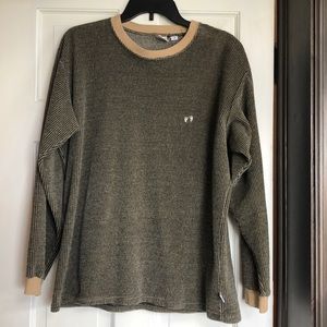 Hang Ten long sleeves